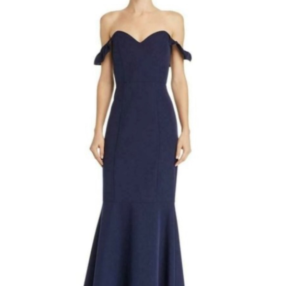 WAYF Gabriella Off-The-Shoulder Mermaid Gown in Navy - Picture 2 of 2